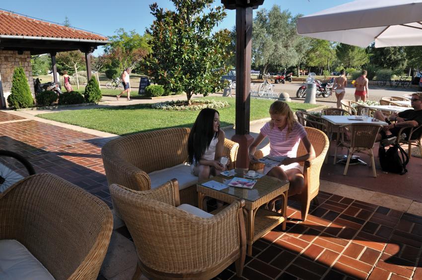 Vacanceselect Premium Lodge Polari Rovigno Esterno foto