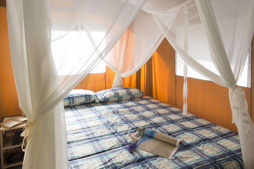 Vacanceselect Premium Lodge Polari Rovigno Esterno foto